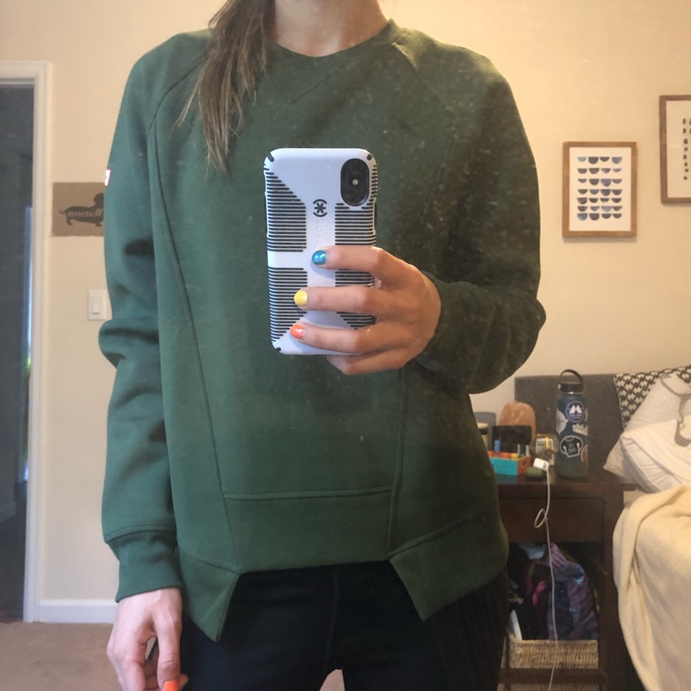 Hunter sweater
